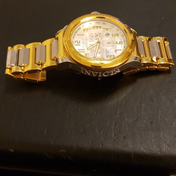 Invicta Watch - Picture 2 of 6
